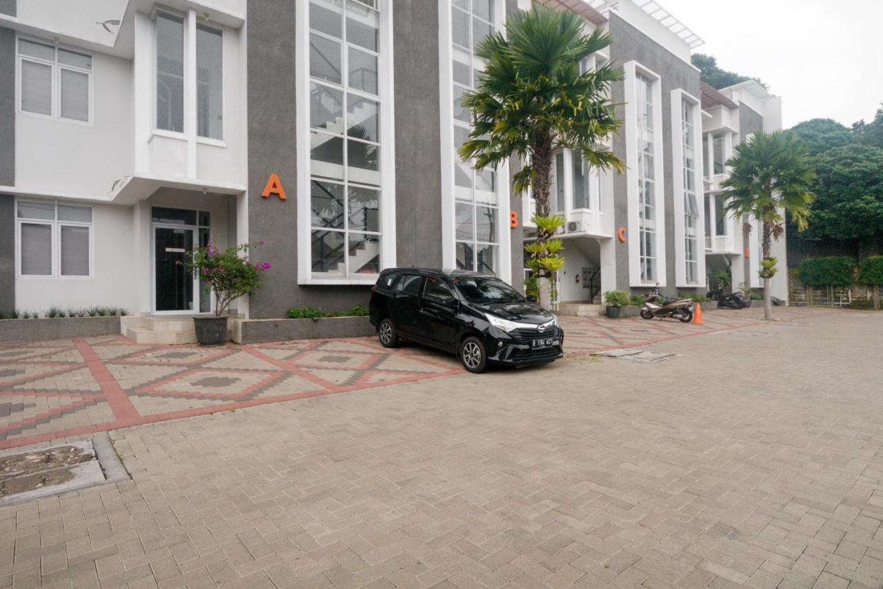 Oyo Life 3204 Beverly Park Bandung Esterno foto